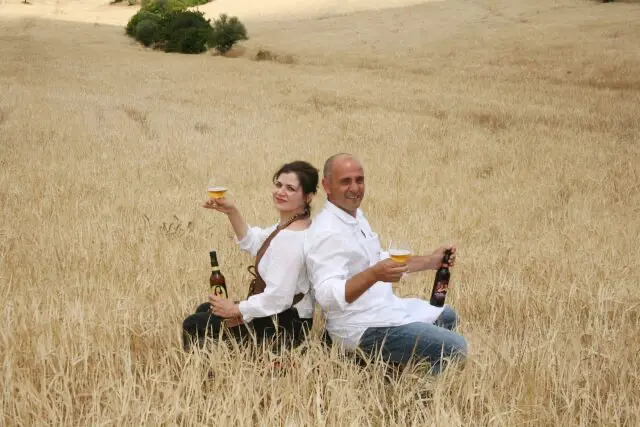 Gianni e Francesca a Tertenia - Birra Lara